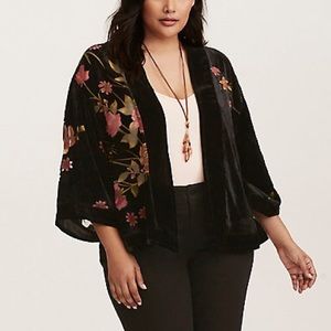 Torrid Size 3/4 Black Velvet Kimono